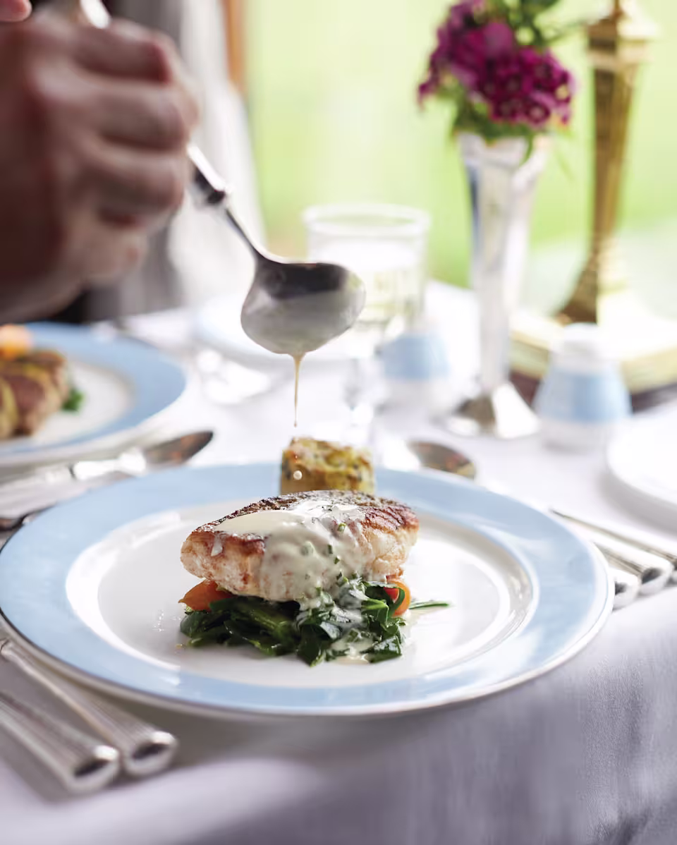 Lunch service aboard the British Pullman